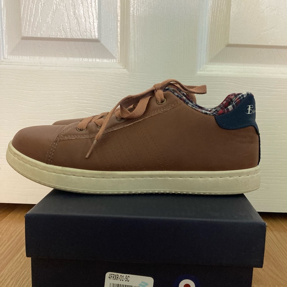Ben Sherman Size 5 "Hardie" Brown Leather Sneakers - Picture 5 of 8